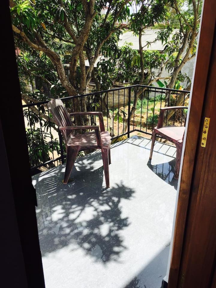House Of Seya Bed & Breakfast Негомбо Екстериор снимка