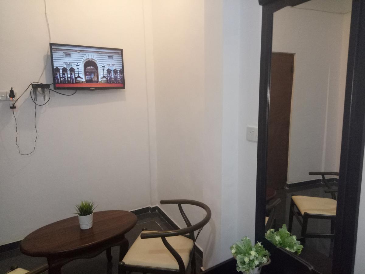 House Of Seya Bed & Breakfast Негомбо Екстериор снимка